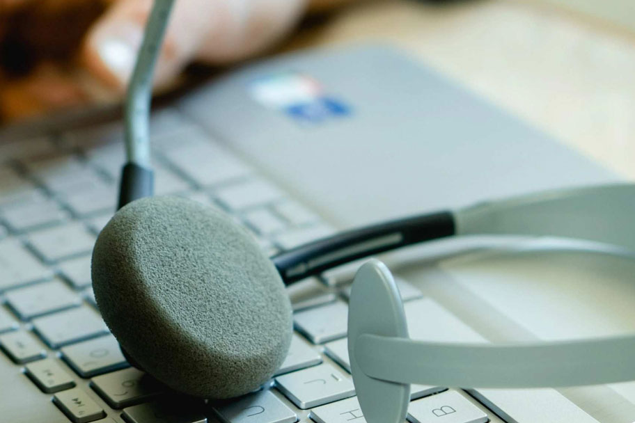 24 * 7 Customer Help Line
